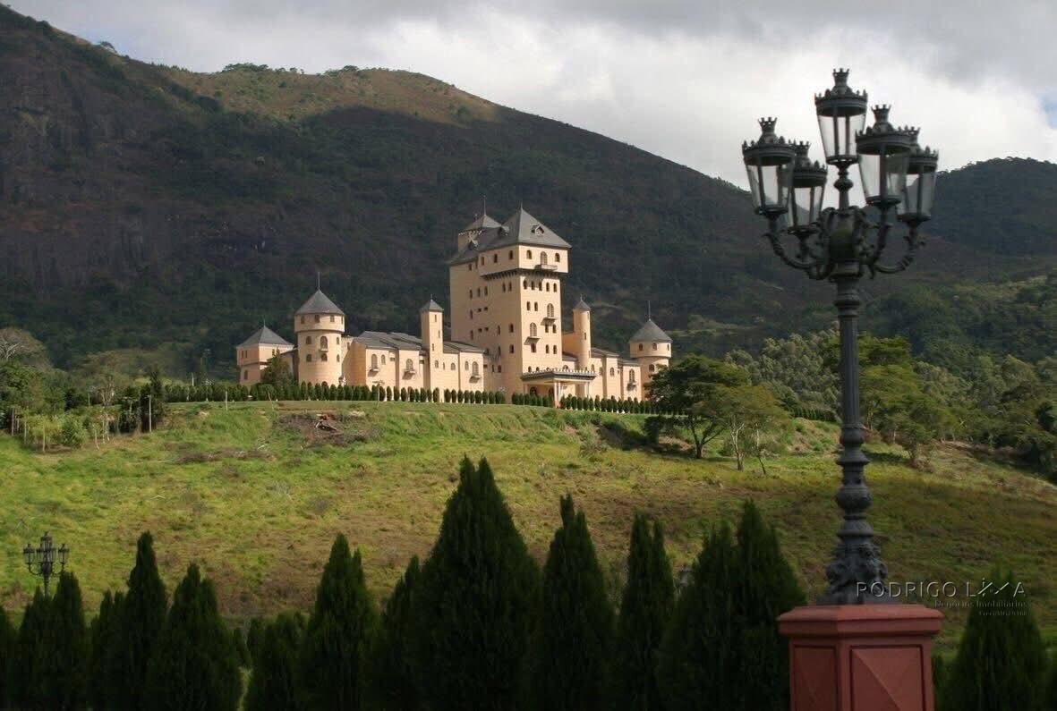 Propriedade Castelo Monalisa para venda em São João Nepomucemo MG