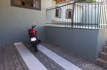Casa para venda em bairro nobre de São Lourenço MG