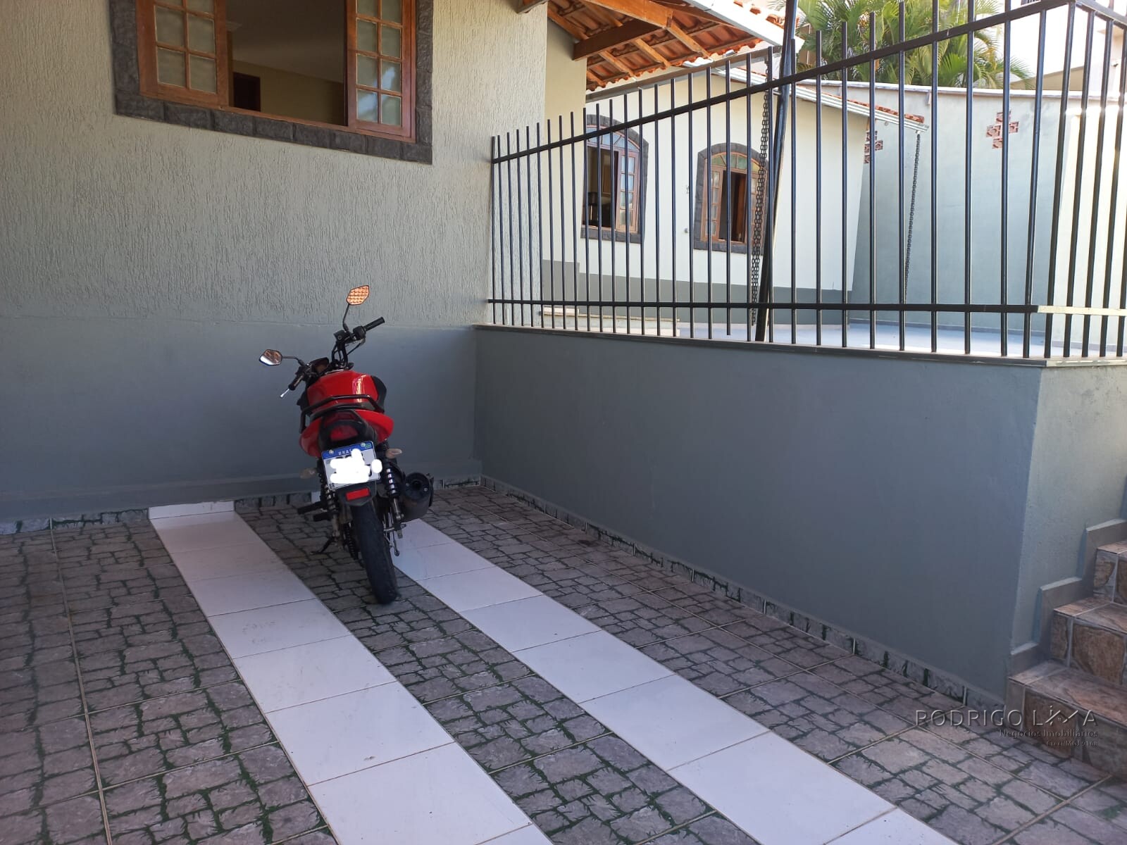 Casa para venda em bairro nobre de São Lourenço MG
