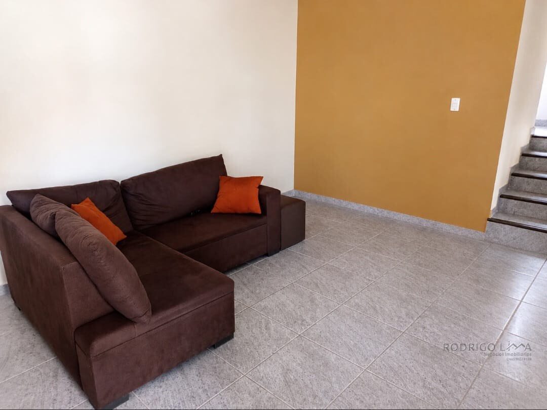 Casa para venda em bairro nobre de São Lourenço MG