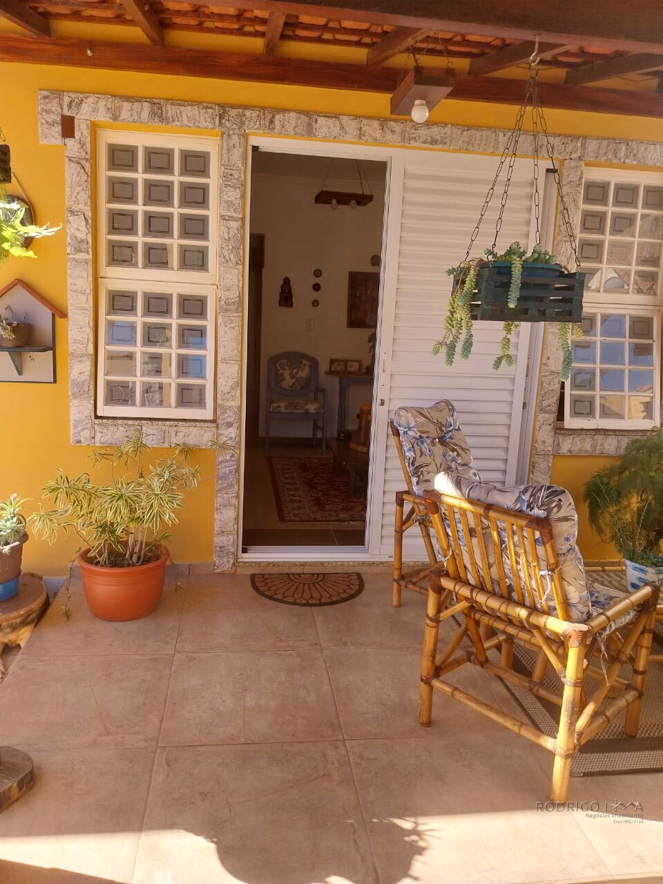 Casa para venda em Dom Viçoso MG