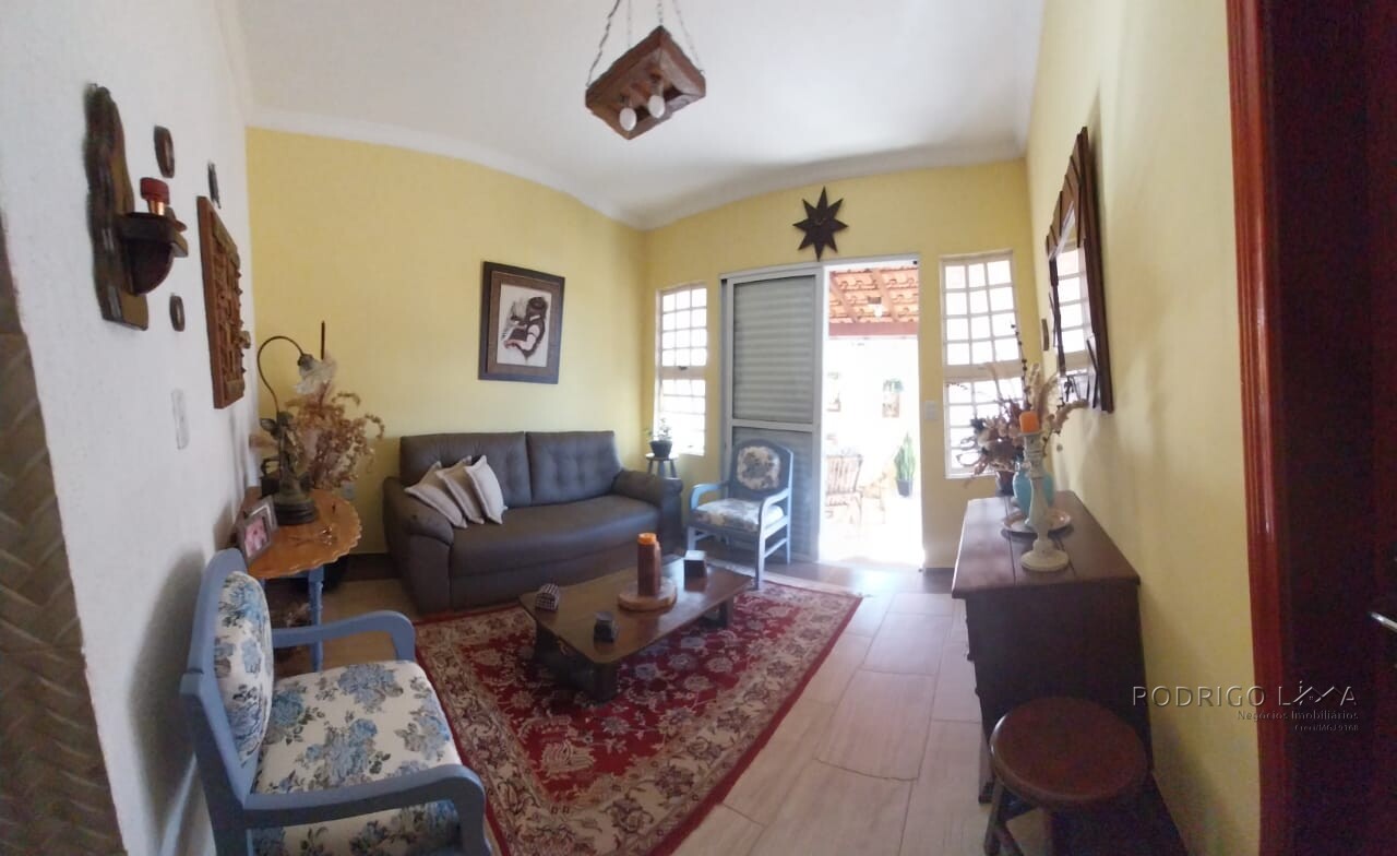 Casa para venda em Dom Viçoso MG