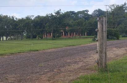 Fazenda para venda na região de Cajuru SP