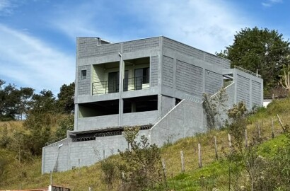 Casa para venda em São Lourenço MG