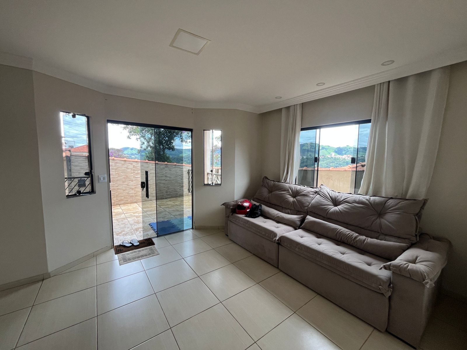 Ótima Casa em São Lourenço MG