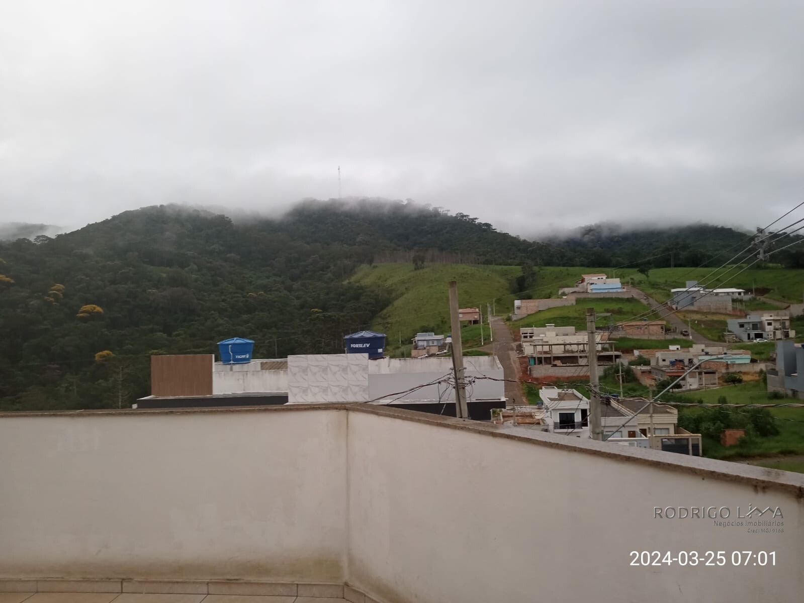 Lindo Sobrado para venda em São Lourenço MG.