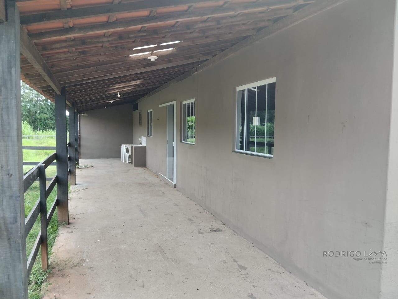 Linda chácara para venda a 15 minutos de São Lourenço MG.