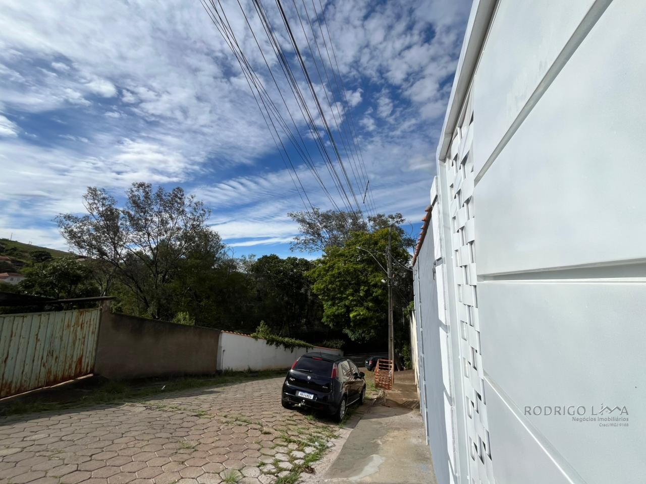 Casa a venda em São Lourenço - MG.