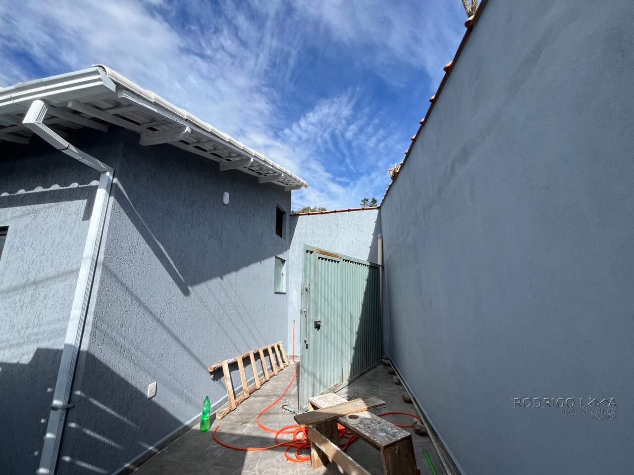 Casa a venda em São Lourenço - MG.