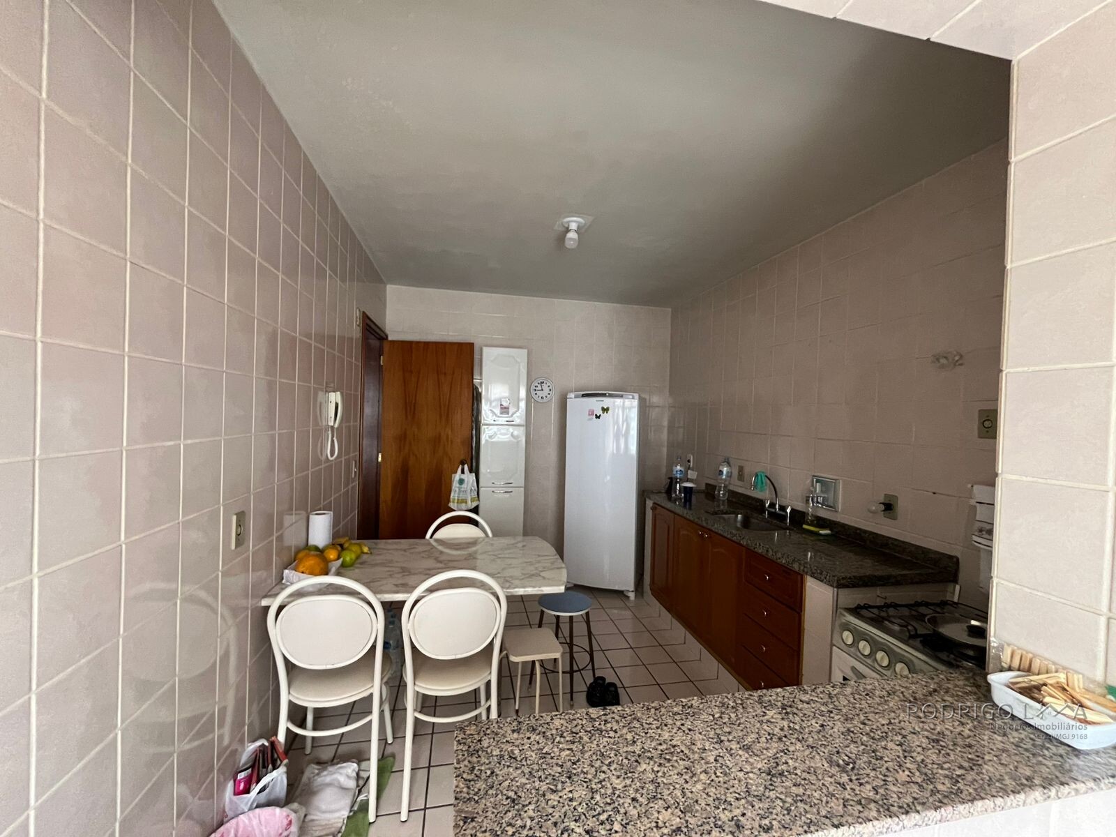 Apartamento para venda no centro de São Lourenço MG