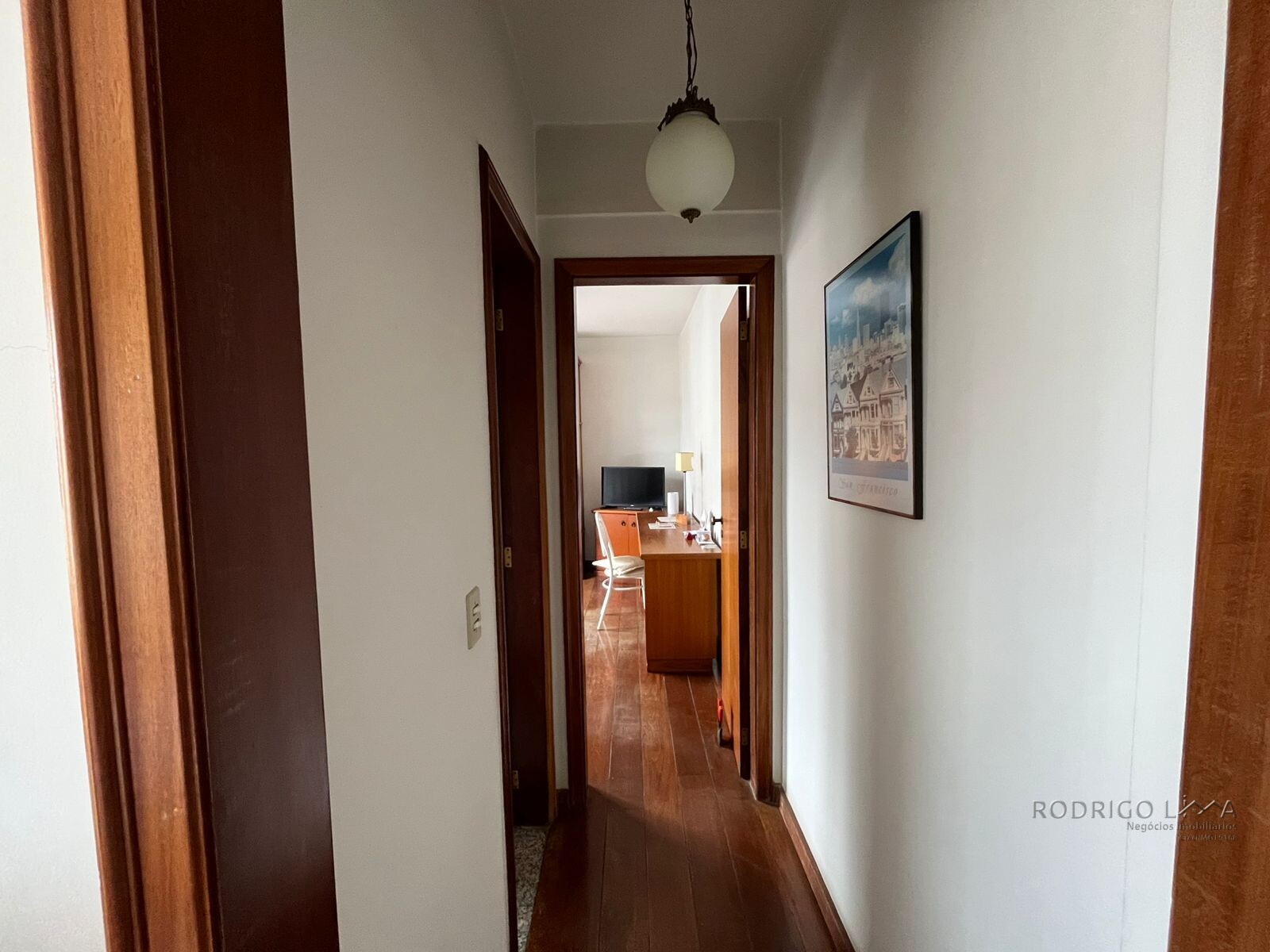 Apartamento para venda no centro de São Lourenço MG