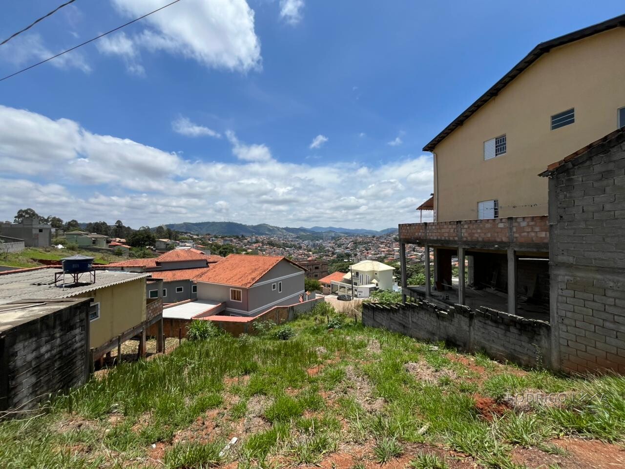 Otimo lote para venda em São Lourenço MG