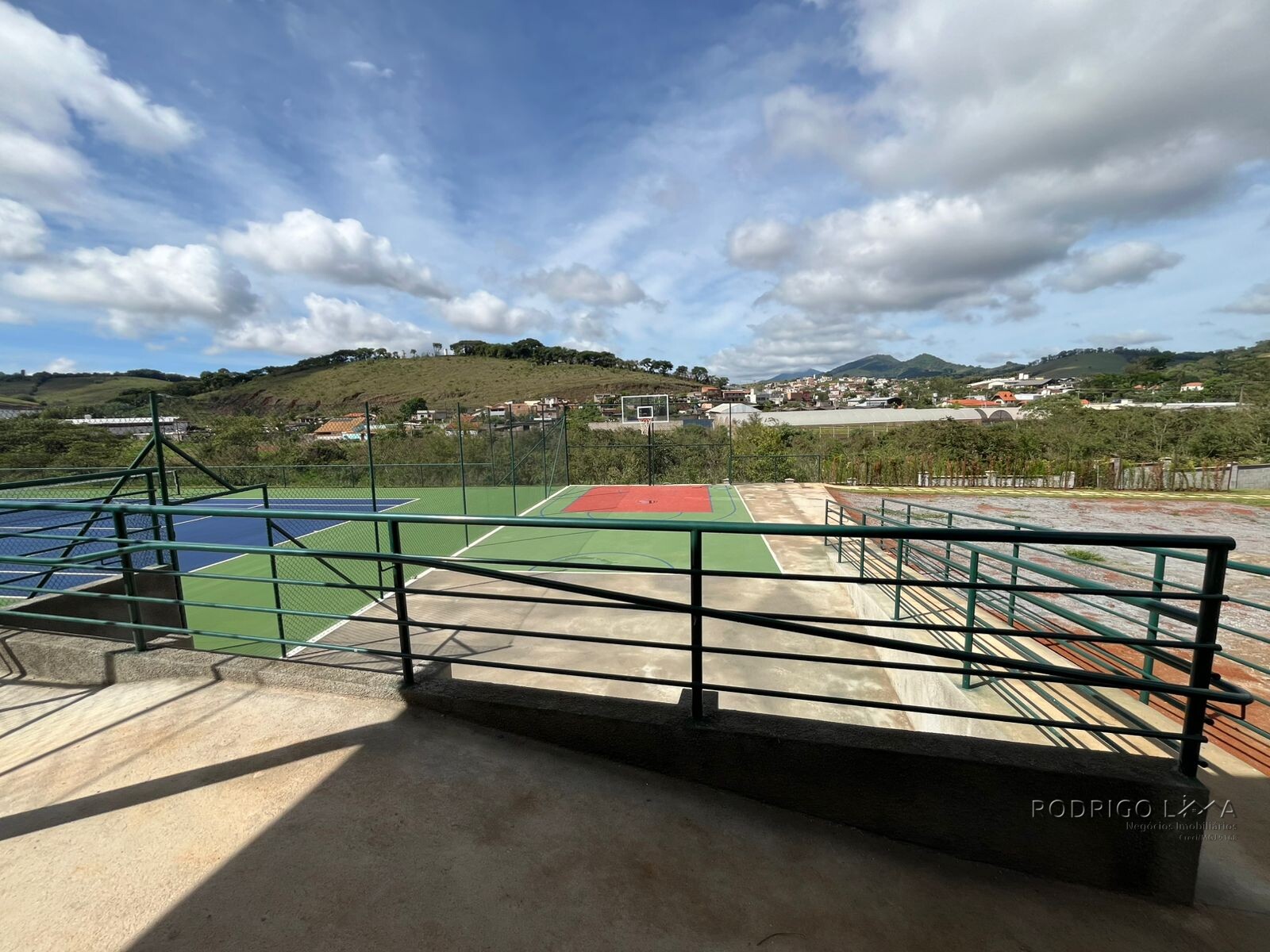 Lote para venda em condomínio de alto padrão em São Lourenço - MG.