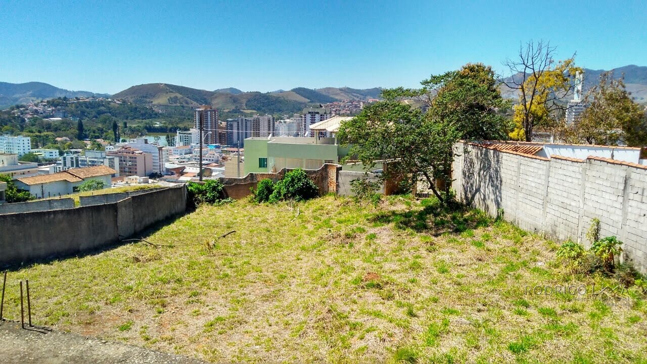 Lote em bairro nobre para venda em São Lourenço MG.