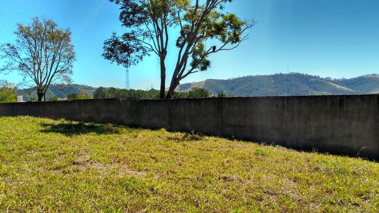 Lote em bairro nobre para venda em São Lourenço MG.