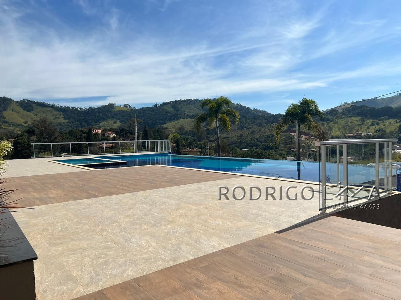 Lote para venda em condomínio de alto padrão em São Lourenço - MG.