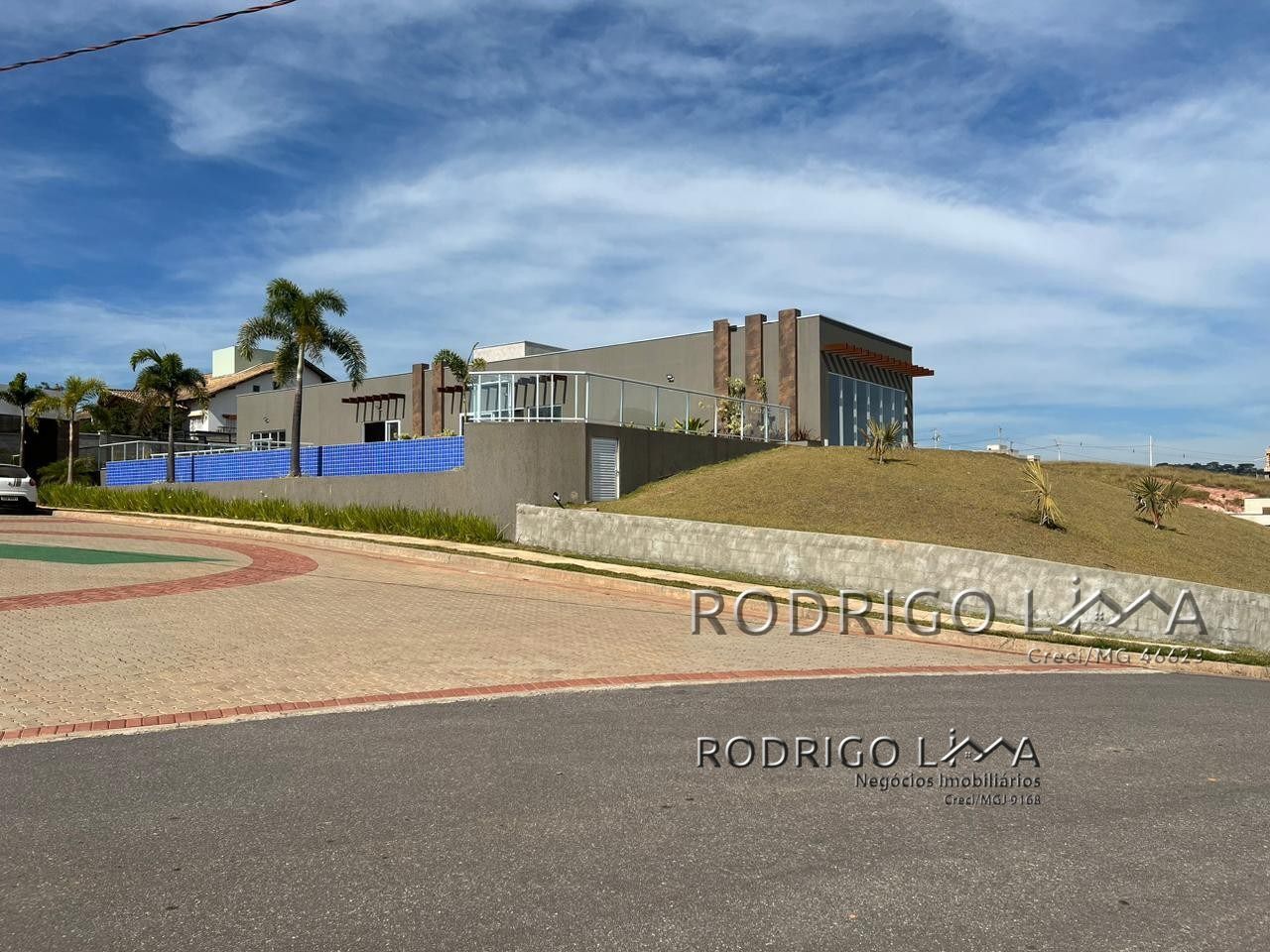 Lote para venda em condomínio de alto padrão em São Lourenço - MG.
