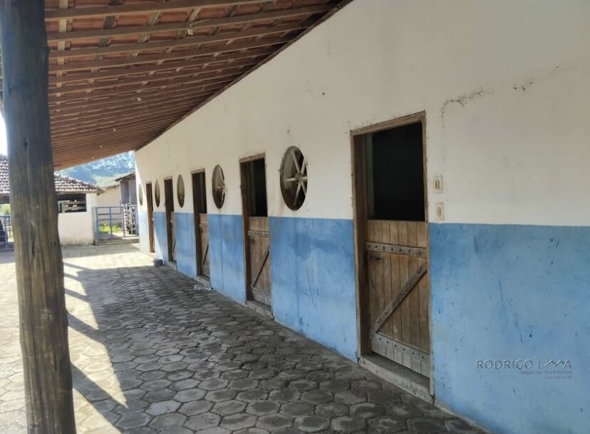 Lindo sítio encantador para venda próximo a São Lourenço Mg.