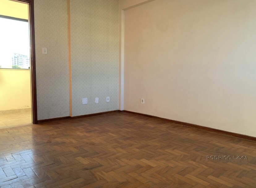 Oportunidade !!! Apartamento para venda no centro de São Lourenço MG.