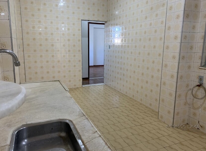 Oportunidade !!! Apartamento para venda no centro de São Lourenço MG.