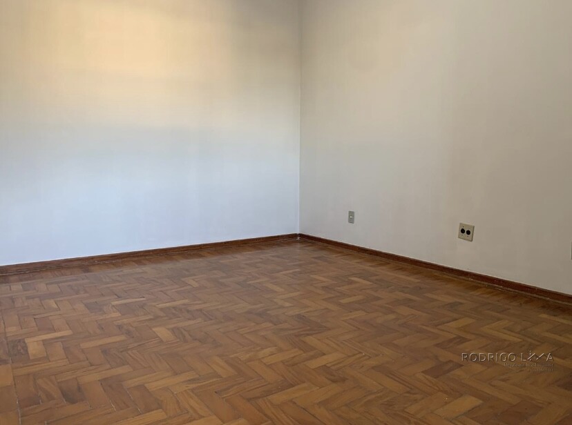 Oportunidade !!! Apartamento para venda no centro de São Lourenço MG.