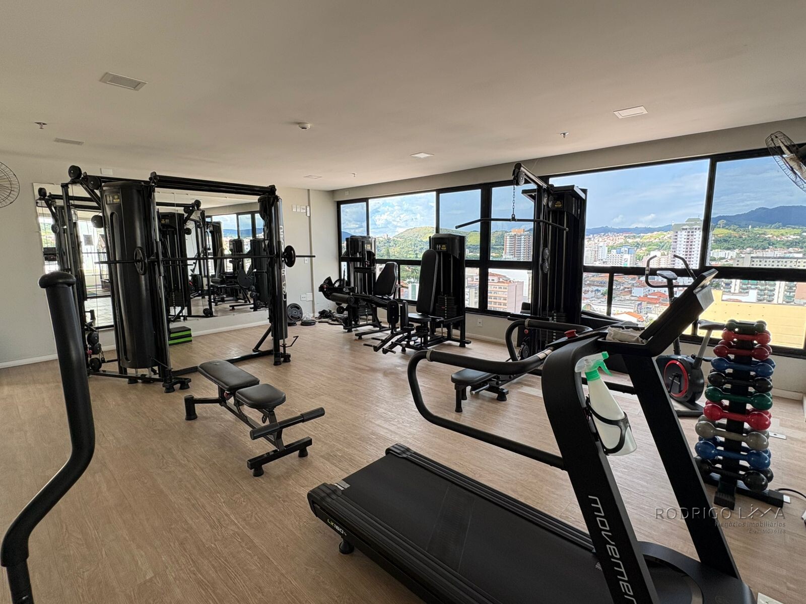 Flat para venda no centro de São Lourenço MG