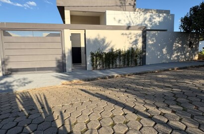 Casa nova para venda em São Lourenço MG