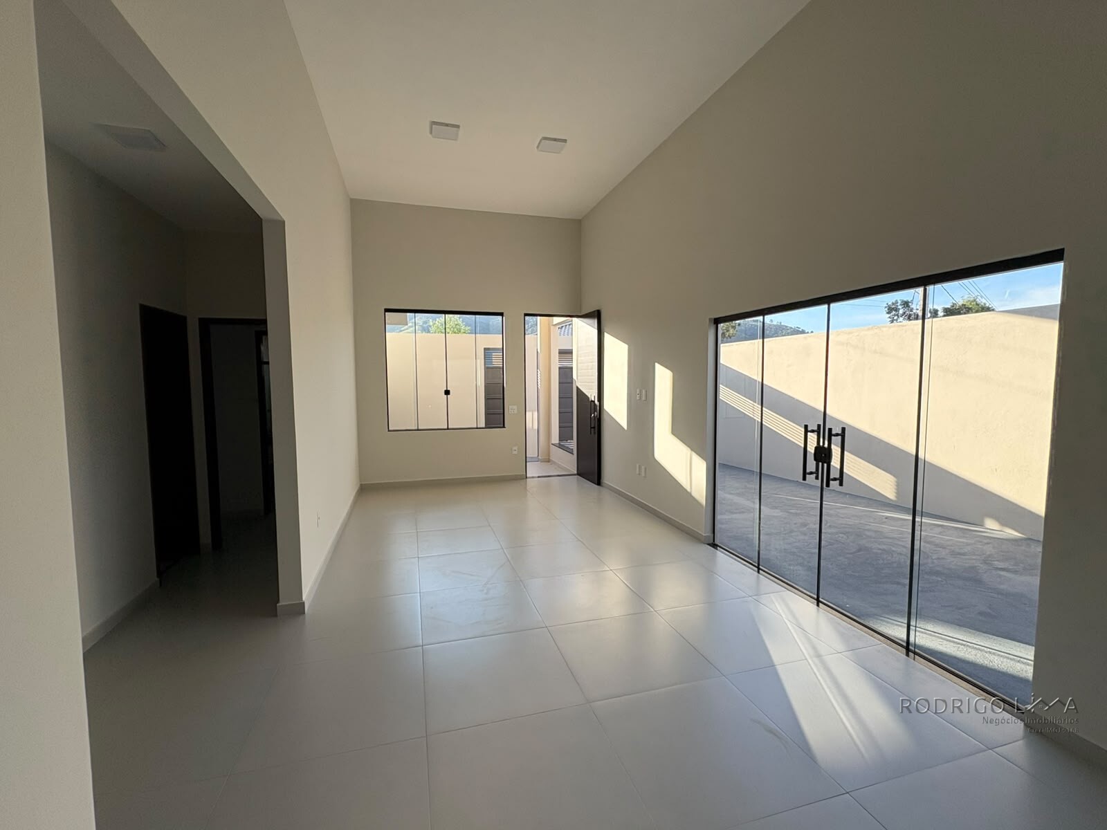 Casa nova para venda em São Lourenço MG