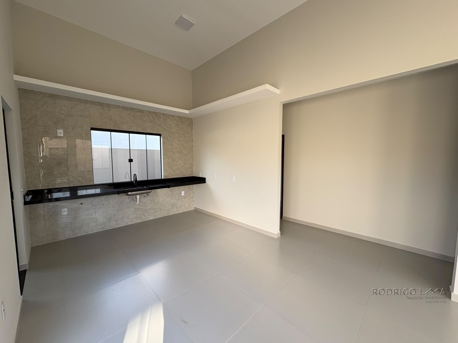 Casa nova para venda em São Lourenço MG