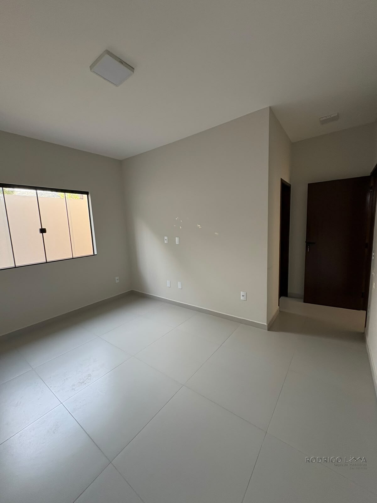 Casa nova para venda em São Lourenço MG
