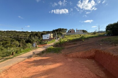 Lindo sobrado pra venda em São Lourenço MG