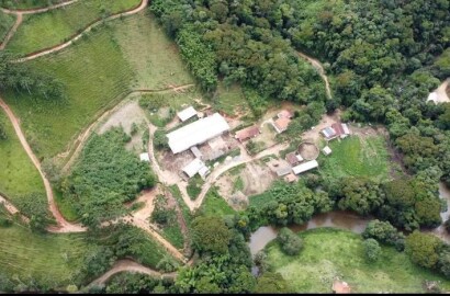 Fazenda para venda em Virgínia MG