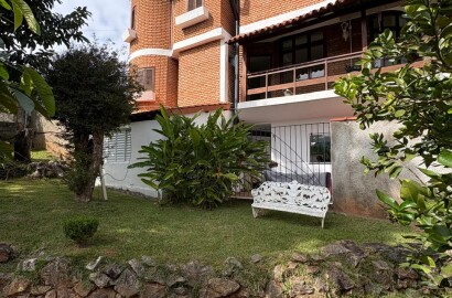 Casa Alto padrão para venda em São Lourenço MG
