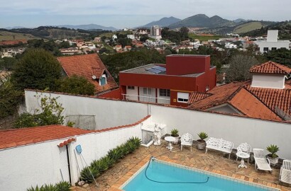 Casa Alto padrão para venda em São Lourenço MG