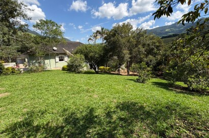 Casa para venda em Dom Viçoso MG