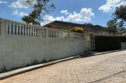 Casa para venda em Dom Viçoso MG