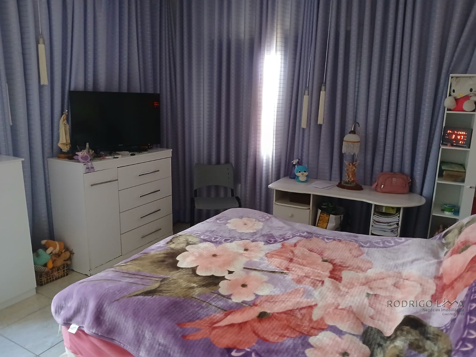 Linda casa para venda em bairro nobre de São Lourenço-MG.