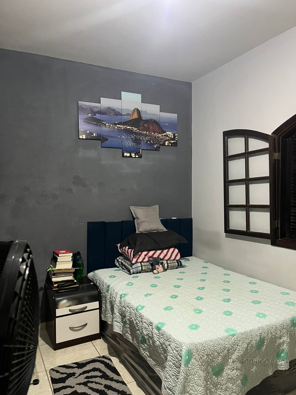 Linda casa para venda em bairro nobre de São Lourenço-MG.
