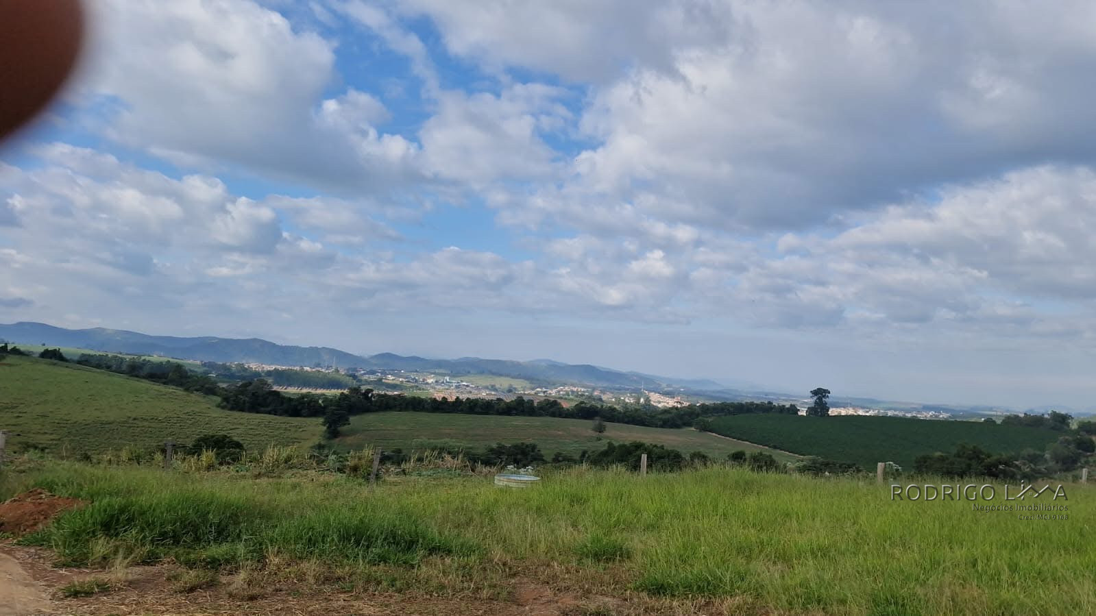 Linda fazenda para venda em Três Corações - MG