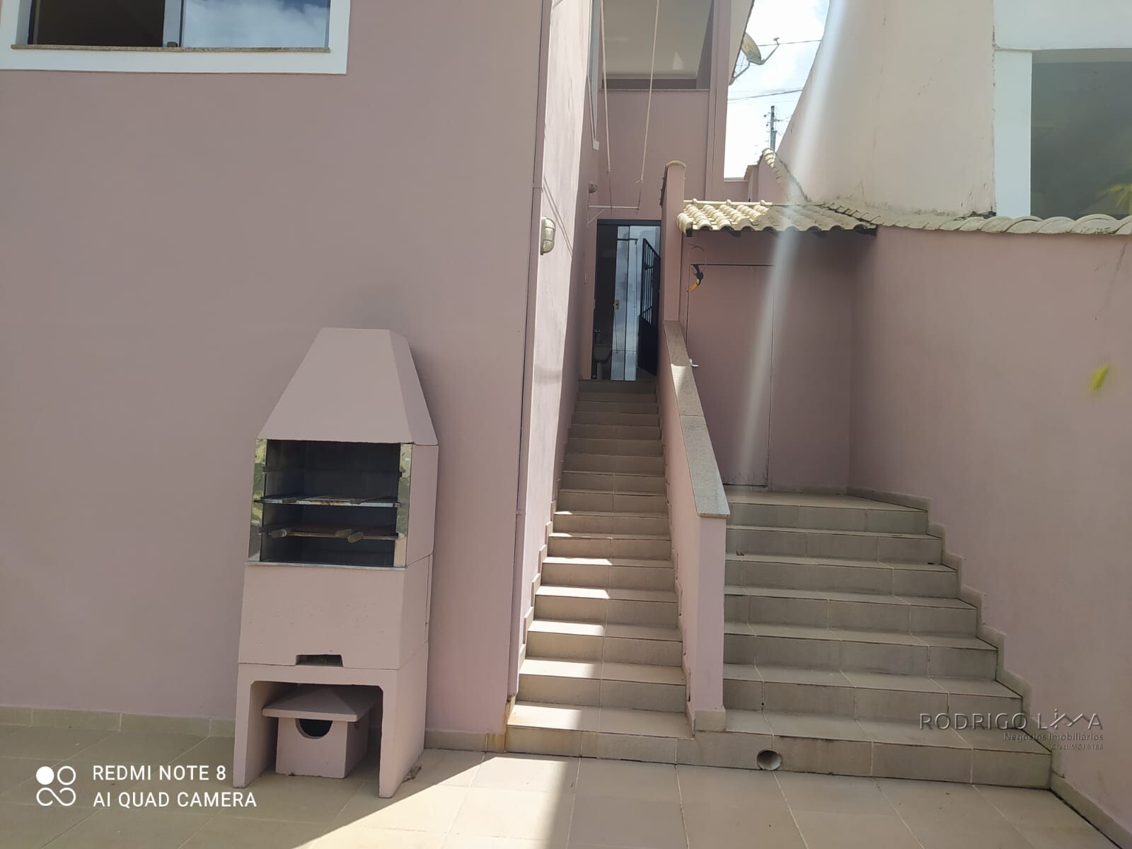 Linda casa para venda em São Lourenço - MG.