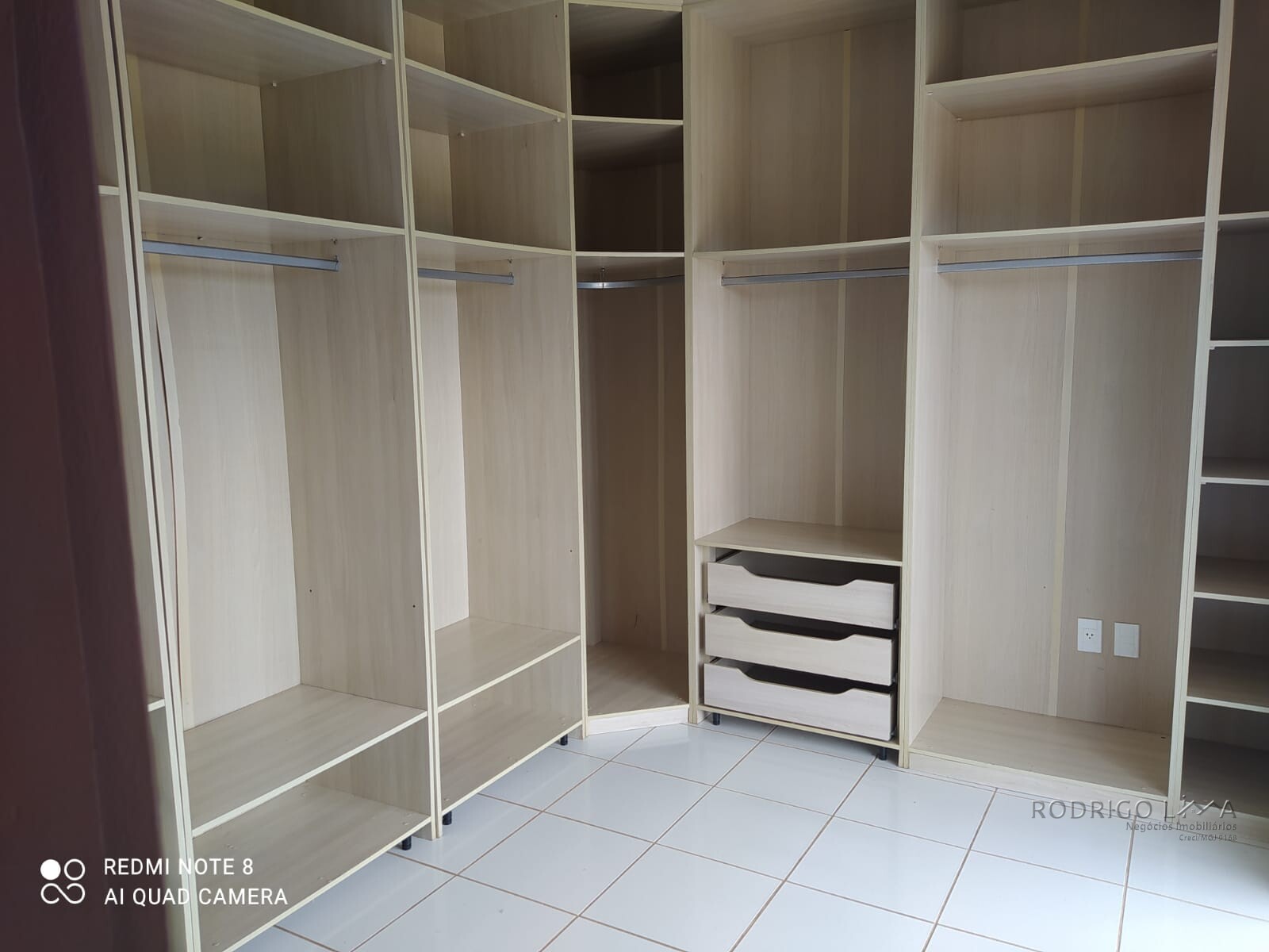 Linda casa para venda em São Lourenço - MG.