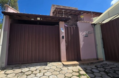 Linda casa em bairro tranquilo para venda em São Lourenço MG.