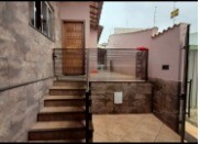 Linda casa em bairro tranquilo para venda em São Lourenço MG.