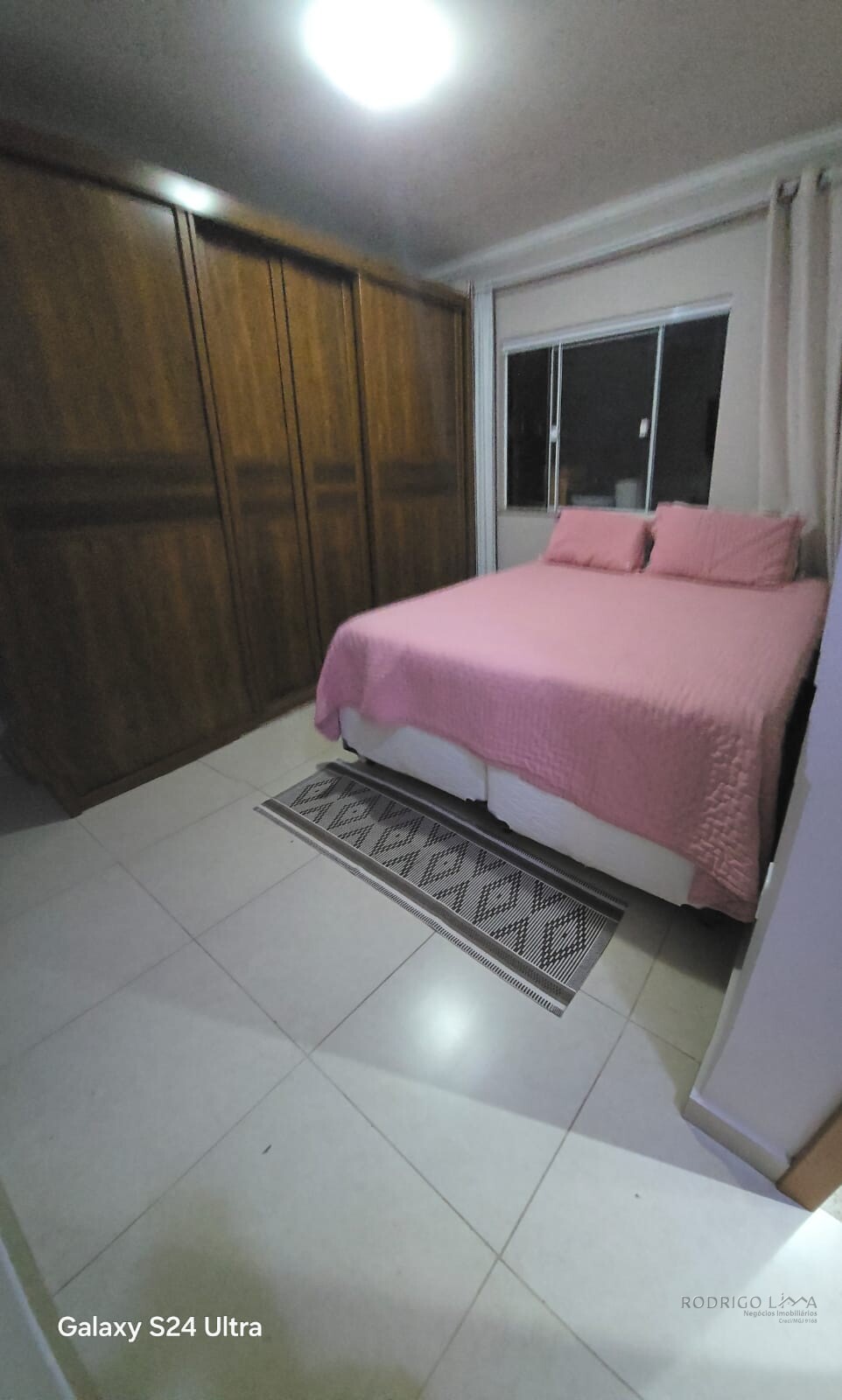 Linda casa em bairro tranquilo para venda em São Lourenço MG.