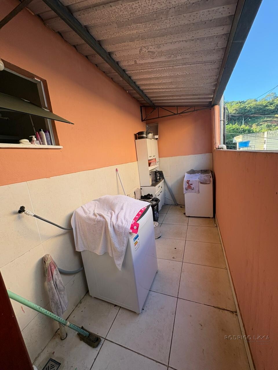 Casa + Kitnet para venda em Carmo de Minas MG