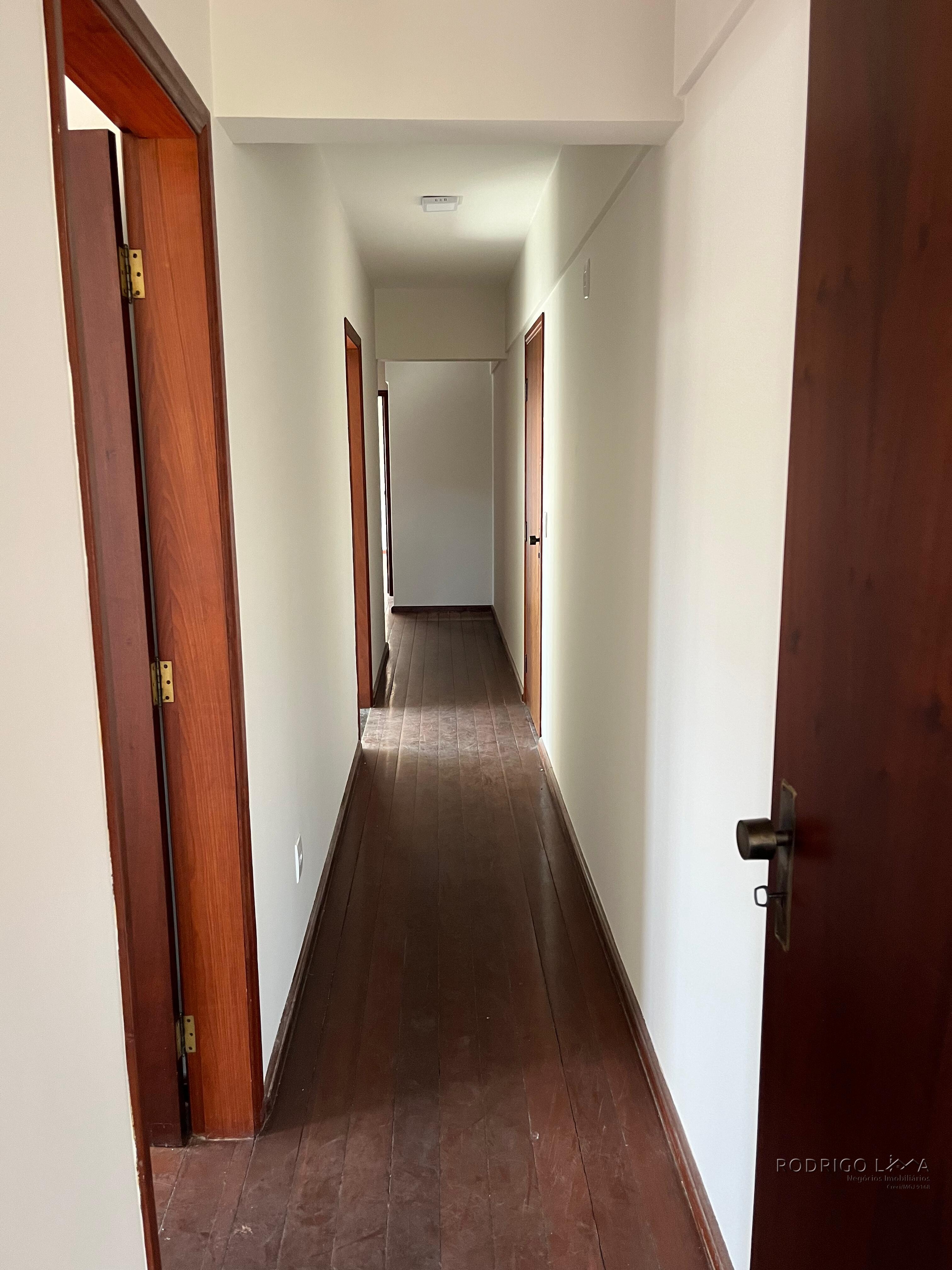 Apartamento com vista exuberante para venda em São Lourenço MG