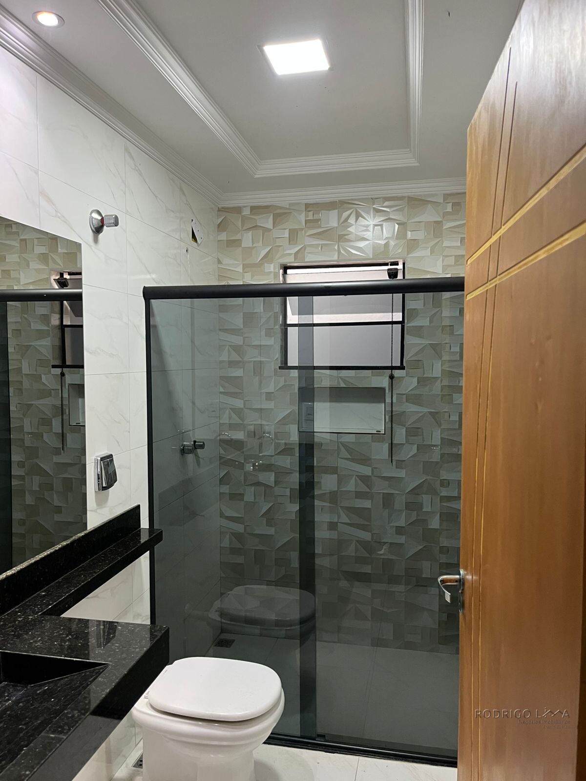 Casa para venda em São Lourenço - MG.