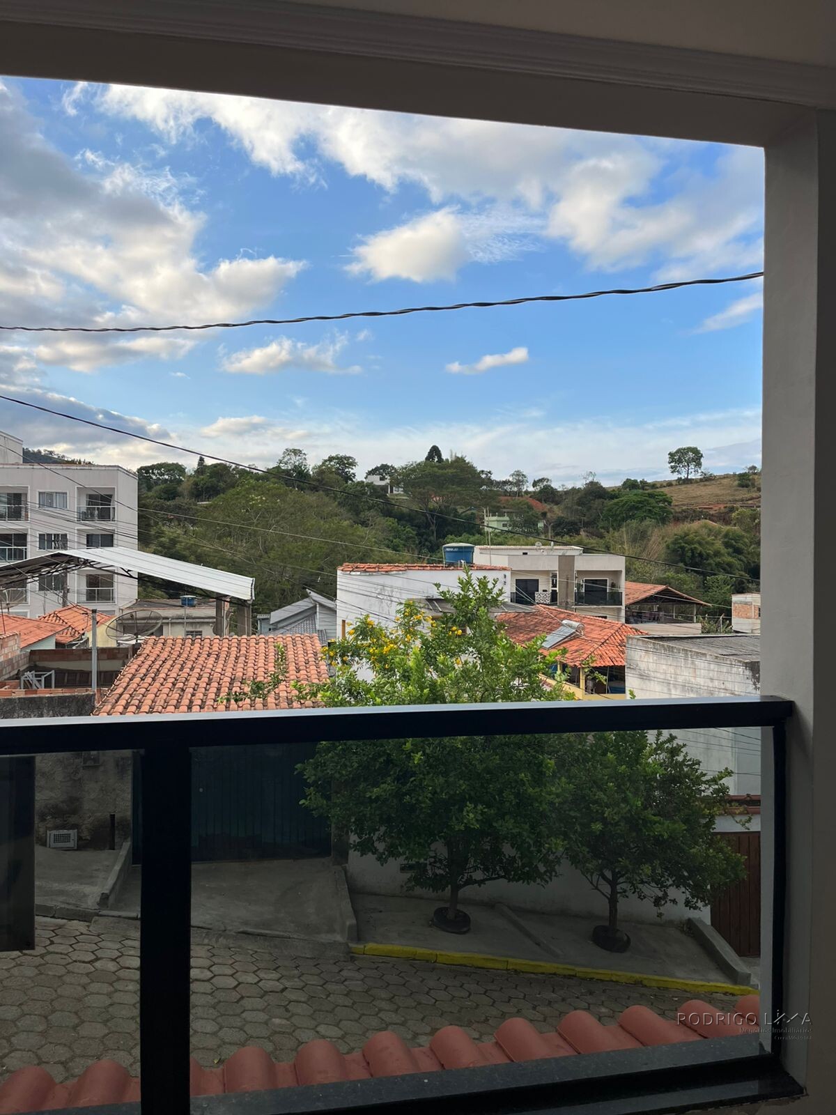 Casa para venda em São Lourenço - MG.