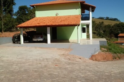 Lindo sítio para venda próximo a São Lourenço MG.