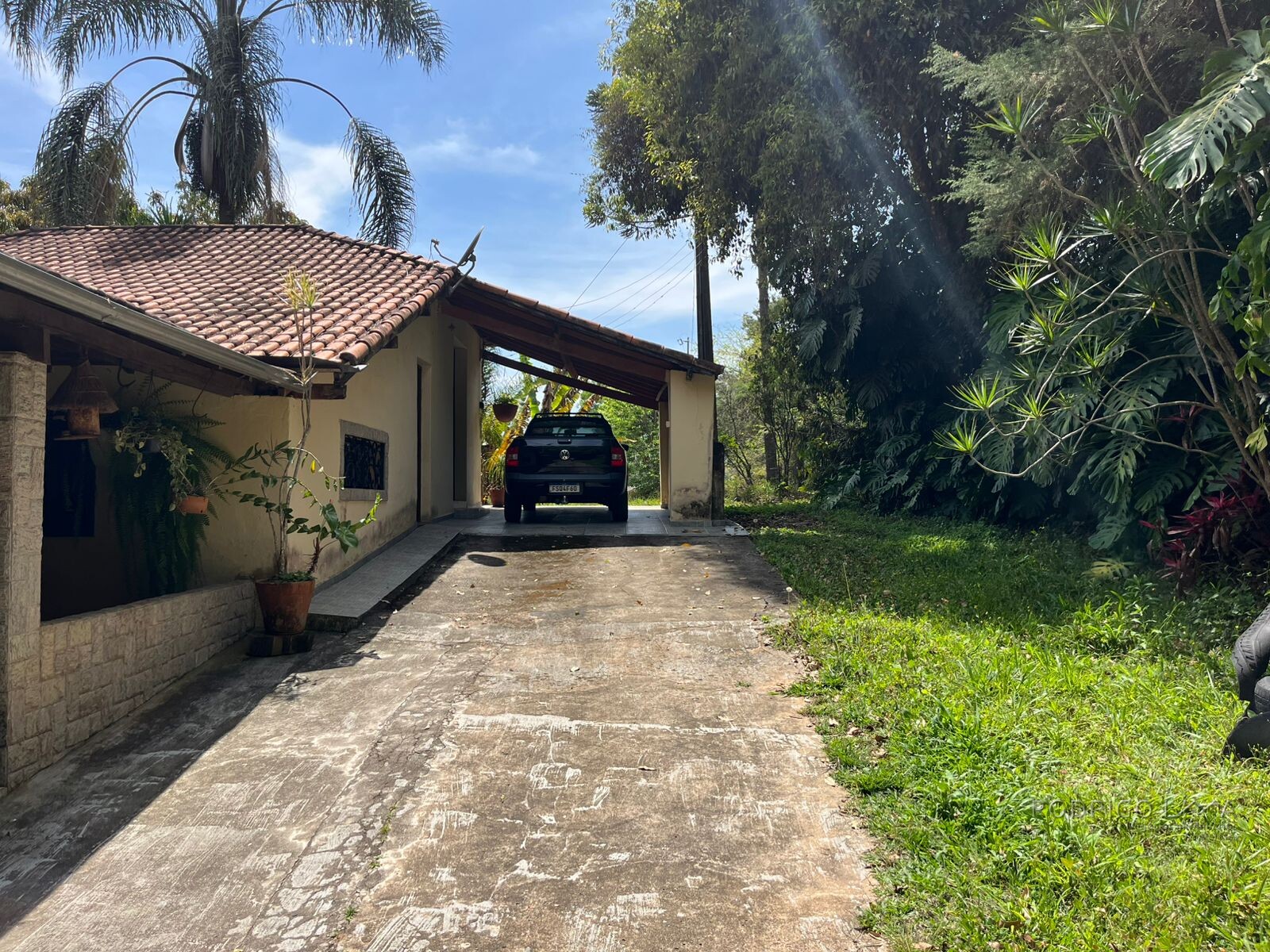 Linda chácara para venda em São Lourenço MG.